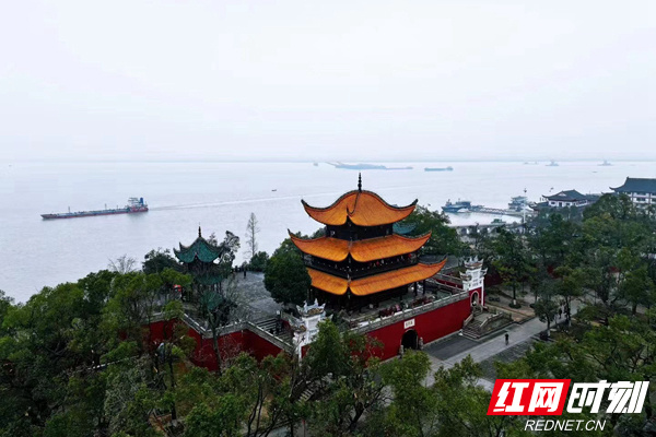 12605万人次清明假期岳阳人气旺