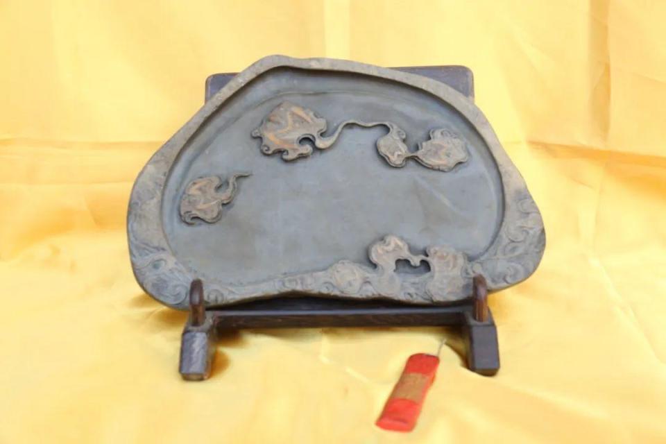 莱芜面塑 摄影:李庆林莱芜梆子 摄影:高文峰莱芜锡雕 摄影:王平写莱芜