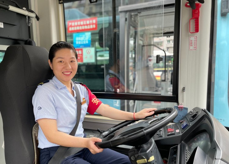 我们的90年丨重庆五一劳动奖章获得者朱金渔:有目标有奋斗的人生最