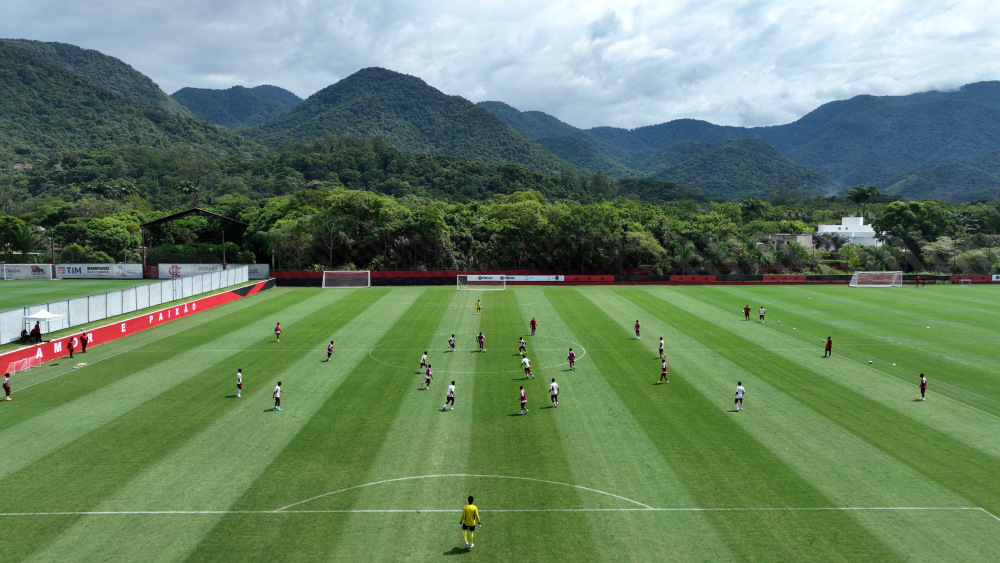 四分之一巴西人支持的足球队如何搞青训