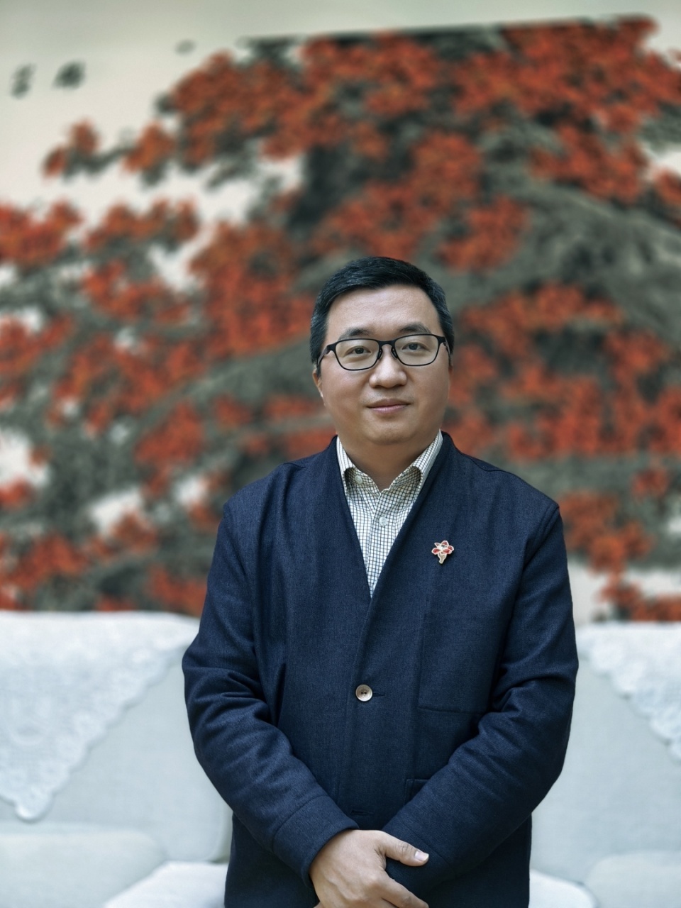 学者洞见丨张志安:解读"英雄花"绽放的传播密码