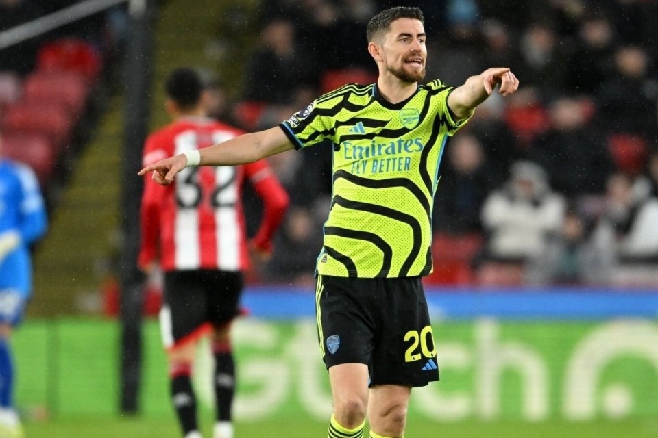 西媒德科与若日尼奥经纪人保持着联系他是巴萨性价比之选