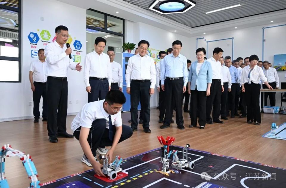 江苏省党政代表团到陕西学习考察