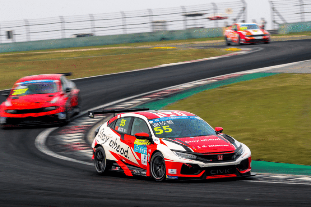 今年的ctcc上海嘉定站(上海国际赛车场,全国唯一被fia认证可以跑一级