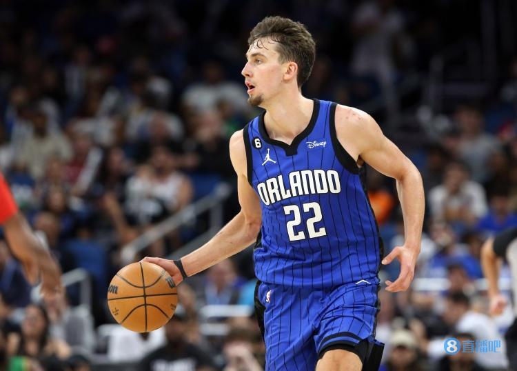 真的强小瓦格纳全场15中11高效砍下30分7板2助2断正负值10