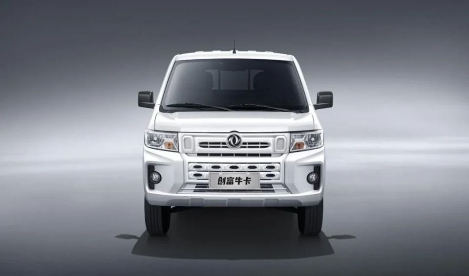 东风小康创富牛卡售价4.49至4.