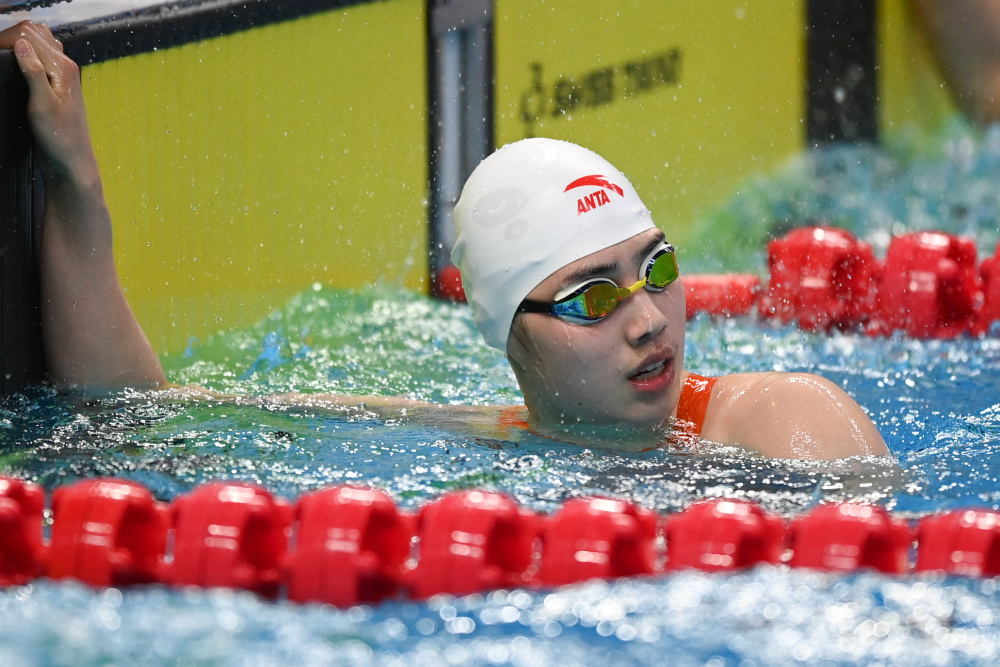 体育游泳全国冠军赛张雨霏获女子100米蝶泳冠军