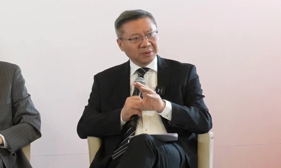 张维为:欧洲必须回归独立自主,才有希望迈上持久和平之路