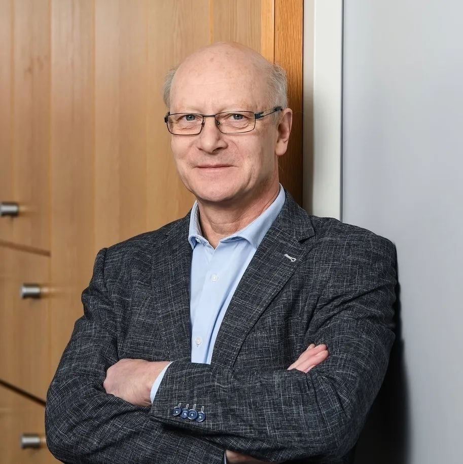 中国青年学者一作,最新am:固液界面新发现!