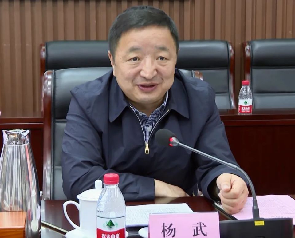 杨武一行赴南方电网超高压公司对接洽谈甘南州新能源基地项目