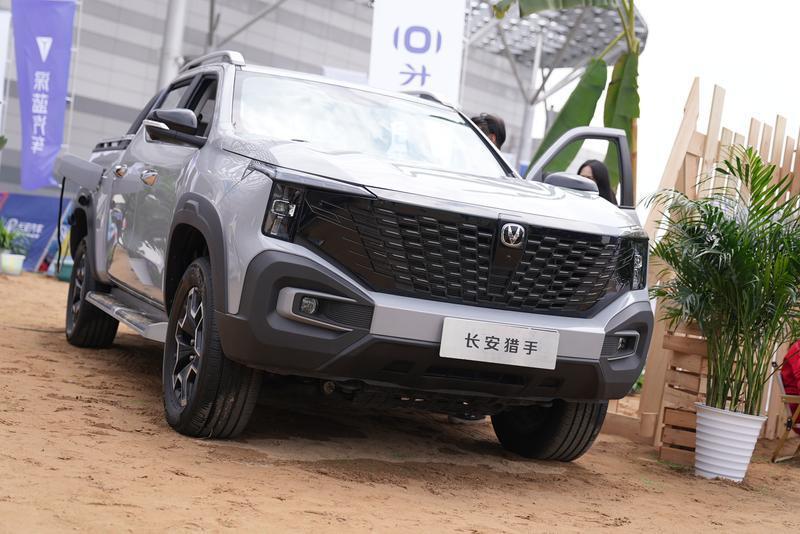 重庆车展 | 易车专访长安凯程雷应锋:新能源皮卡如何创新?_腾讯新闻