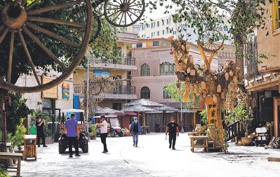 一街一道皆特色喀什古城油画街风情万种