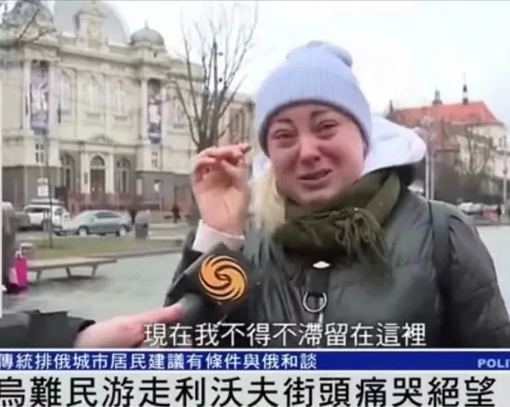 童錦程開啟戶外擺攤，邀請耀揚一起拍視頻，當眾大秀煎蛋技巧！大學生職業素養現狀