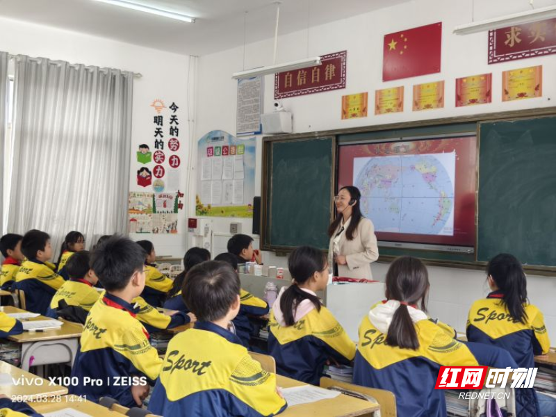 汝城县思政立德教育巡讲团走进汝城县第七中学