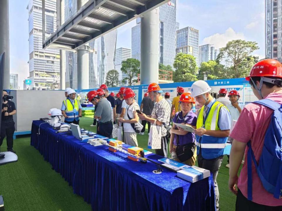 广州住建系统：加快发展新型建造方式建造高品质产品_腾讯新闻