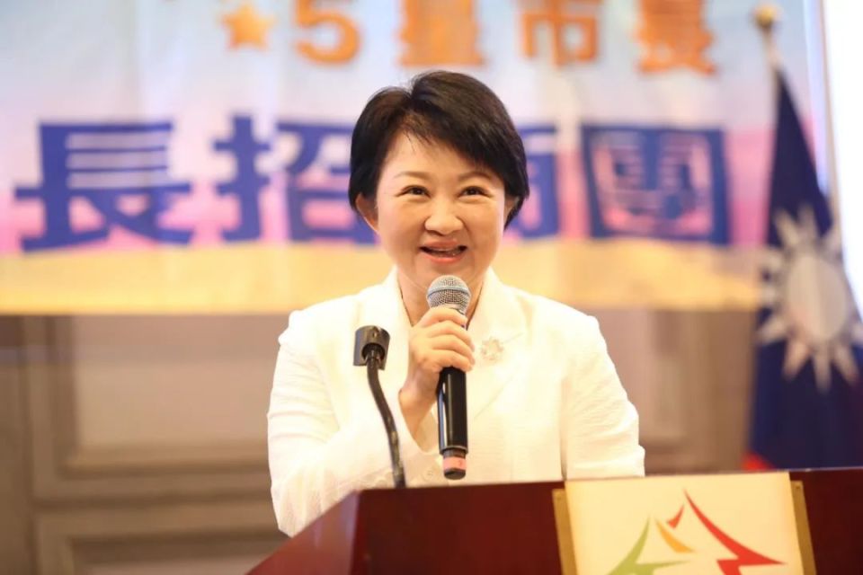 台湾新闻脸|高虹安的"陨落"与卢秀燕的"进击"