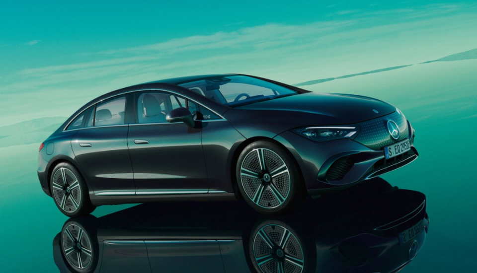 宝马i3,五折卖爆了,奔驰eqe,五折还卖不动?