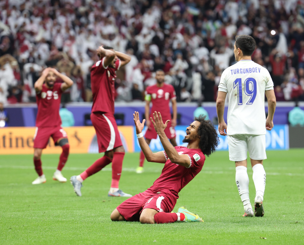 足球——卡塔尔队晋级四强_腾讯新闻