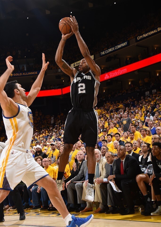 ptsd伦纳德起跳投篮太阳正常防守小卡接下来的动作让人揪心