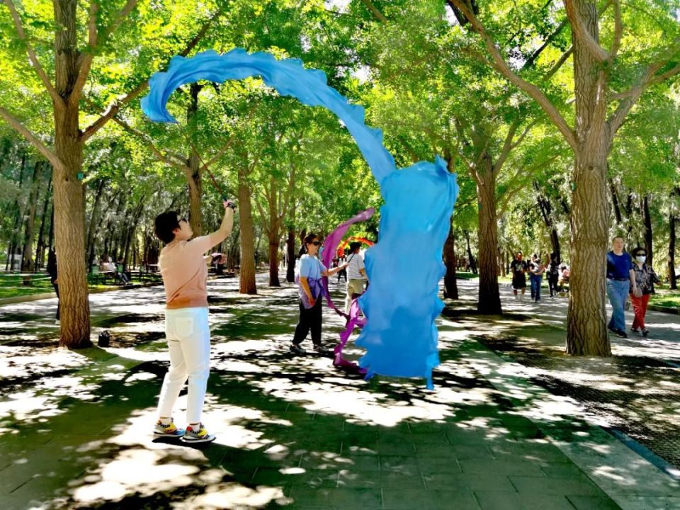 记者观察 | 当银发族与网络"碰撞"之后