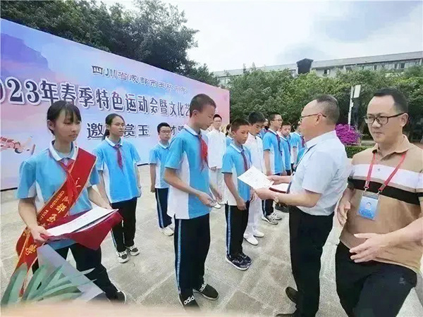 玉林中学初中部图片