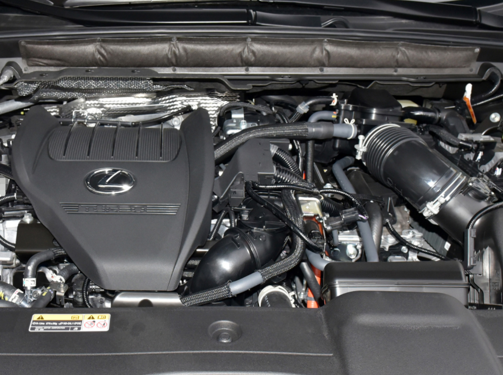 雷克萨斯的c级suv,搭载2.