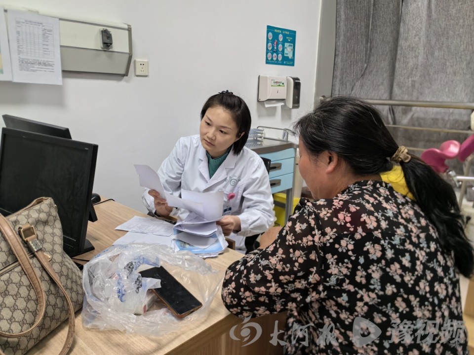 不少网友表示,在妇科检查时医生不耐烦或者冷漠的态度,增加了不适与