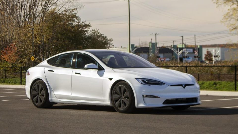 56 秒,特斯拉model s plaid刷新电动汽车1/4英里加速赛纪录