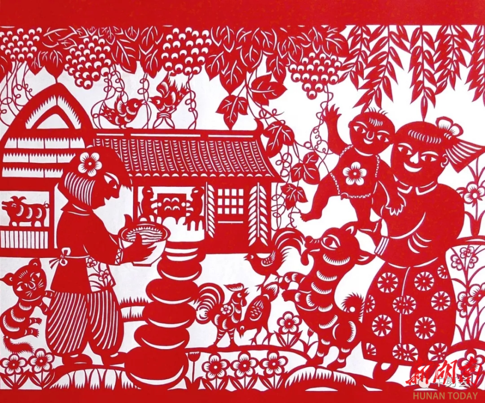 向亮晶剪纸作品《张五郎》.