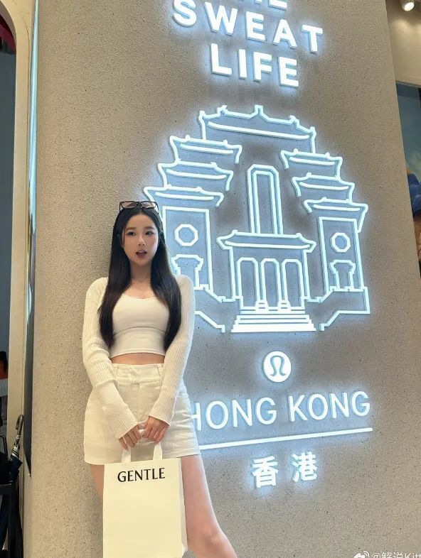 lol半神新英雄阿萝拉;faker阿狸皮肤语音被爆嘲讽玩家