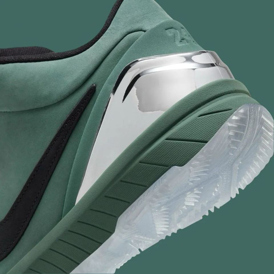 除了上半年最后一双 kobe,还有「首次复刻」的那双鞋!