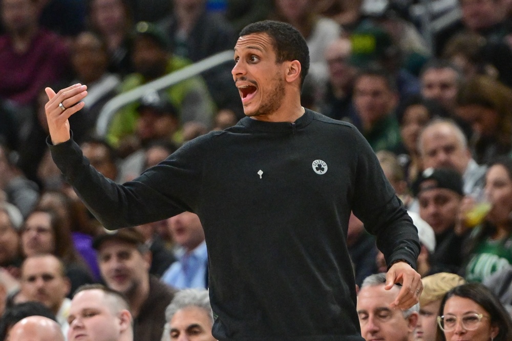 斯波:马祖拉是一位很有想法的教练 季后赛是学习的最好方式