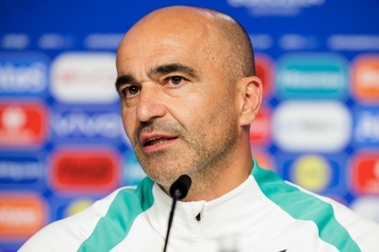 马丁内斯发布会:我们准备了7场比赛的球衣 热身赛输球