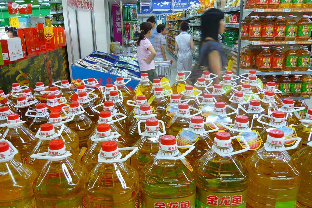 油价跌破搁浅线!6月3日调价后92号汽油价格,豆粕,豆油价格如何