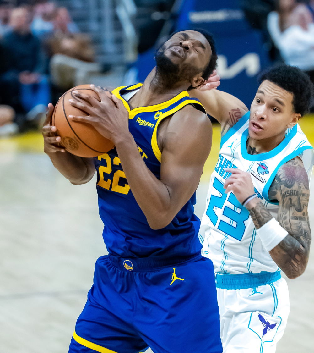 篮球nba常规赛勇士胜黄蜂