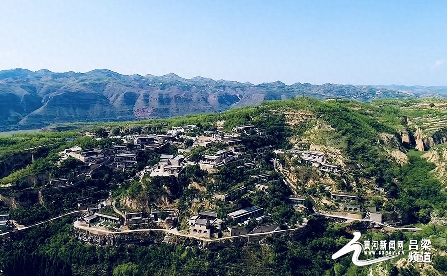 百米高空俯瞰城市魅力 遇见不一样的吕梁 ——临县