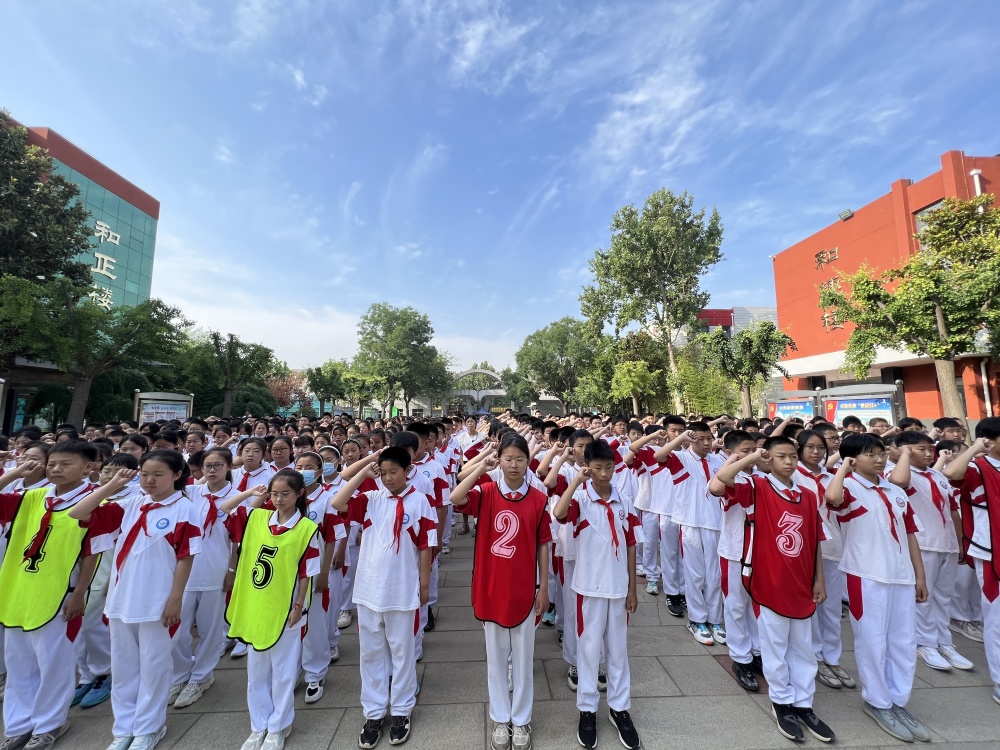 全环境立德树人世界环境日天天环保时桓台县世纪中学举行主题升旗仪式