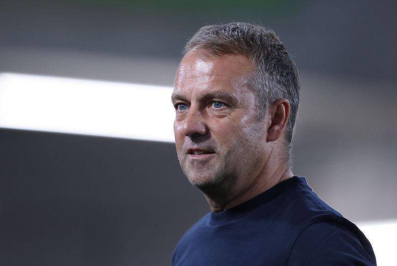 前后脚连续官宣,弗里克正式接替哈维成为巴萨主帅