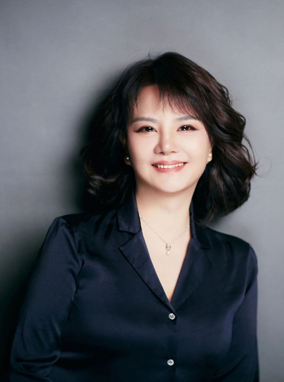 邬峭峰：请把你的名字改回徐霞-腾讯新闻