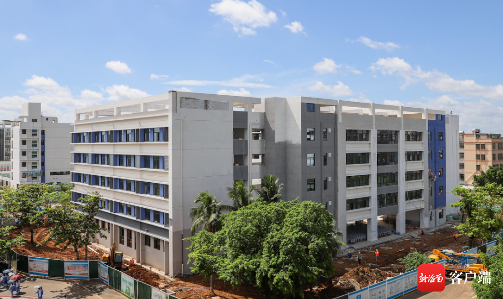 海口灵山中学改扩建工程项目建设全力冲刺力争今年9月交付