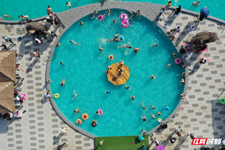 五溪水韵嗨玩一夏清爽度爆表怀化这些玻璃漂流你pick哪个