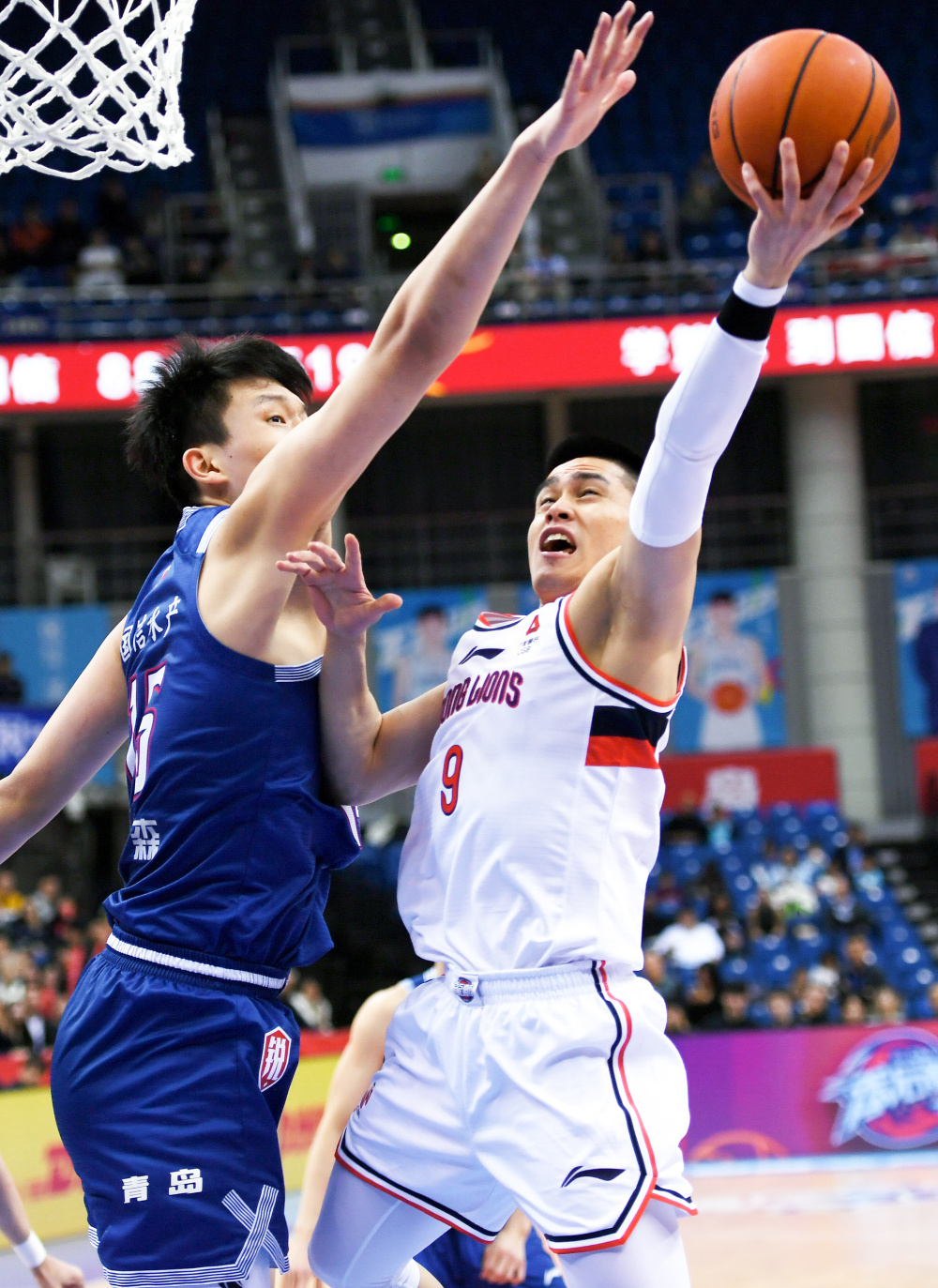 篮球——cba季后赛:广州龙狮胜青岛国信水产_腾讯新闻