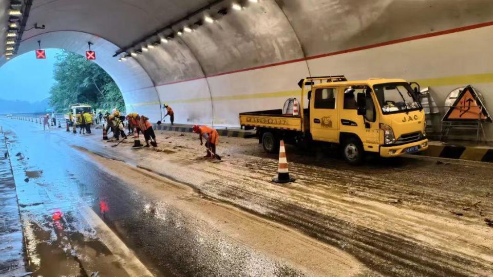 淤泥乡高速公路图片