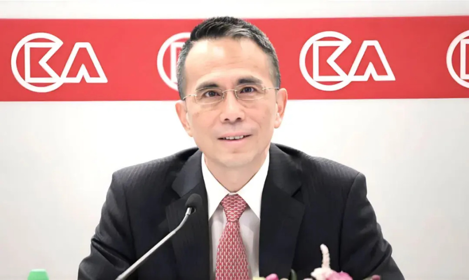 净资产4000亿,李泽钜没买地_腾讯新闻