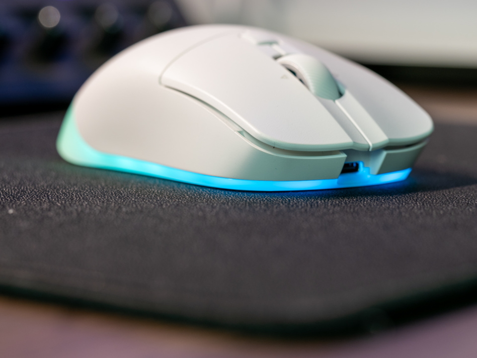 我见过最舒服的灯光变化,cherry樱桃m50w三模无线鼠标