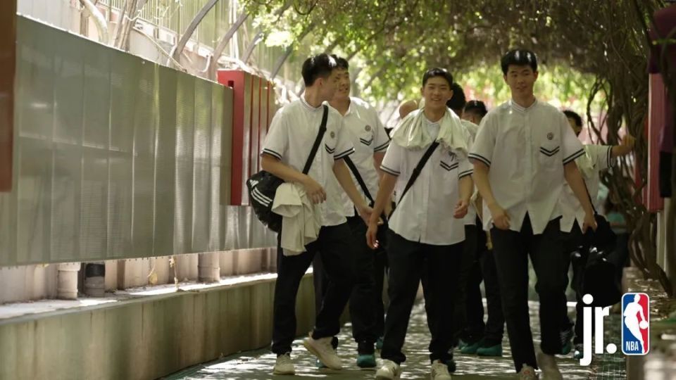 10个人的兄弟篮球,这是青春里最热血的一幕