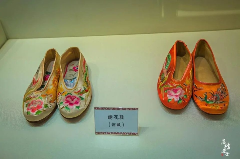 春游江淮丨安徽宿州有一座博物馆,藏有众多造型各异的绣花鞋,让人大开