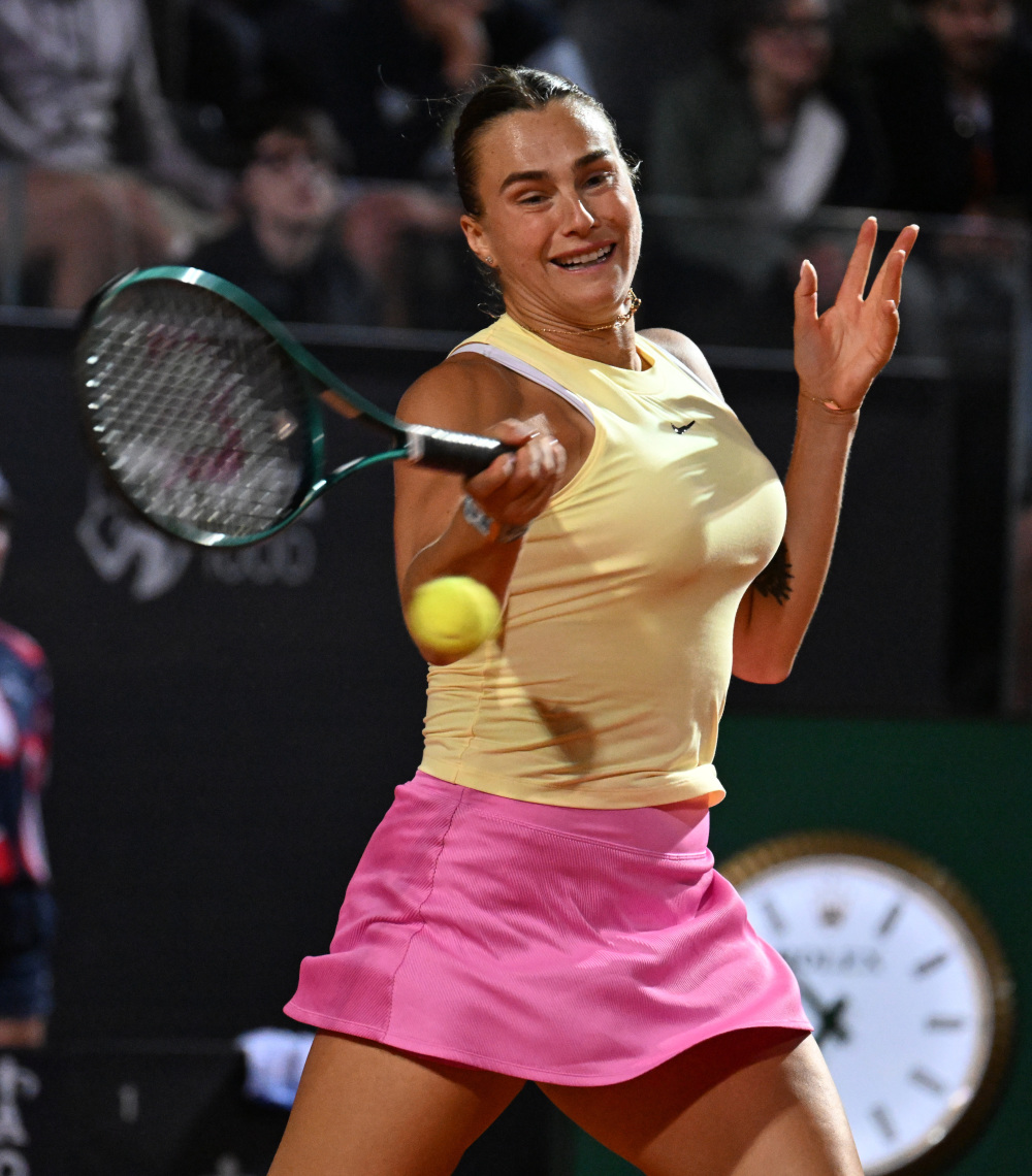 网球——wta1000罗马站:萨巴伦卡晋级决赛
