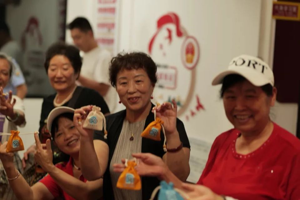 碧艾香蒲处处忙!桂林人多彩文化庆端午