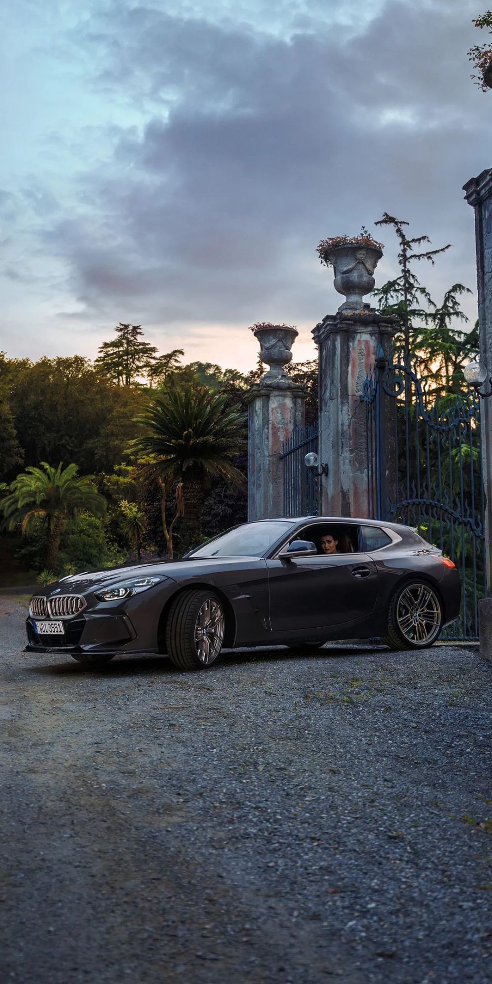 基于宝马z4打造的轿跑旅行概念车_腾讯新闻